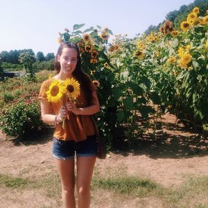 Meet your Posher, Stephanie